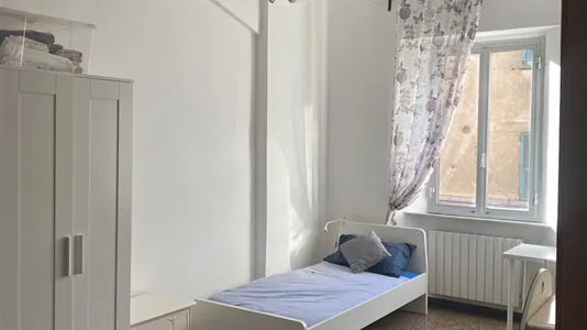 Rooms in Genoa - photo 4