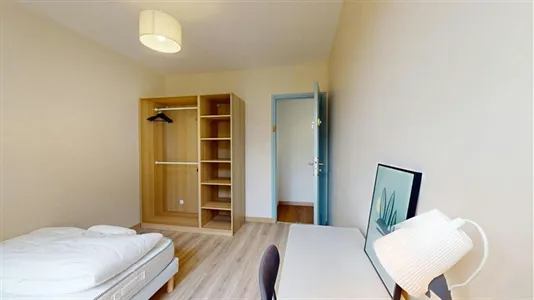Rooms in Lyon - photo 2
