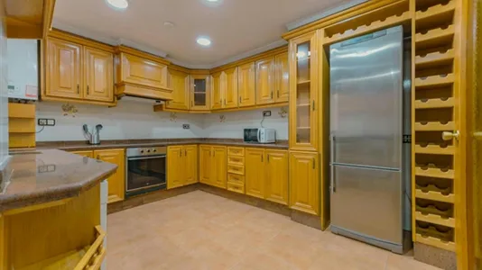 Rooms in Burjassot - photo 4