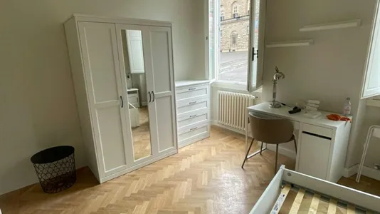 Rooms in Florence - photo 2