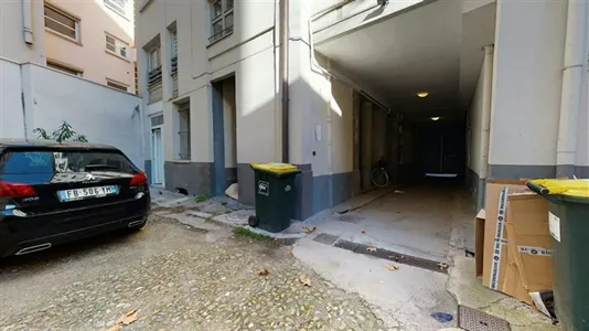 Apartments in Lyon - photo 6