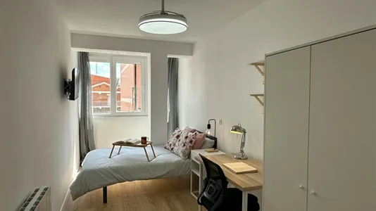 Rooms in Madrid Carabanchel - photo 1