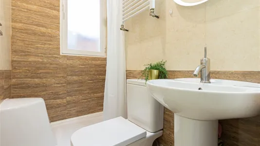 Rooms in Madrid Chamartín - photo 5