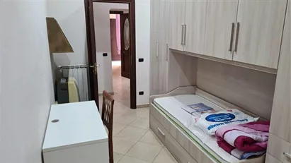 Room for rent in Napoli Municipalità 2, Naples