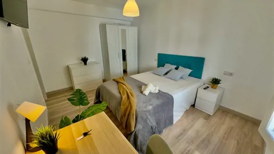 Rooms in Zaragoza - photo 3