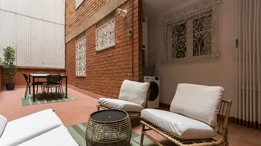 Rooms in Barcelona Eixample - photo 9