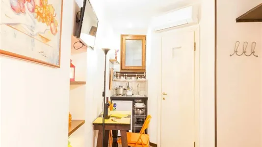 Apartments in Roma Municipio I – Centro Storico - photo 6