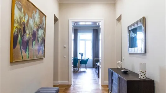 Apartments in Vienna Josefstadt - photo 4