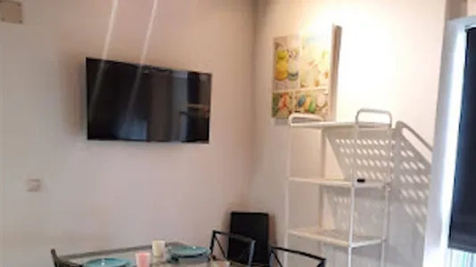 Rooms in Madrid Tetuán - photo 9