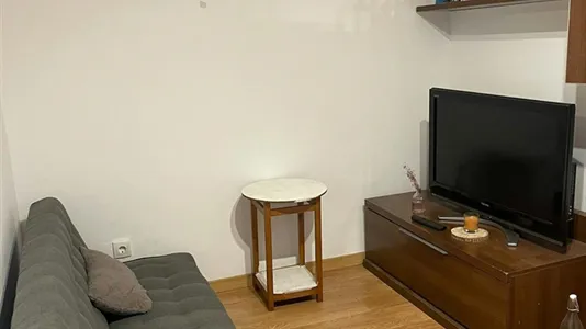 Apartments in Barcelona Ciutat Vella - photo 3