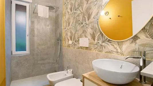 Apartments in Milano Zona 8 - Fiera, Gallaratese, Quarto Oggiaro - photo 4