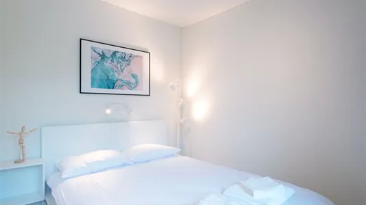 Apartments in Zürich Distrikt 8 - photo 4