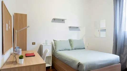 Rooms in Milano Zona 5 - Vigentino, Chiaravalle, Gratosoglio - photo 1