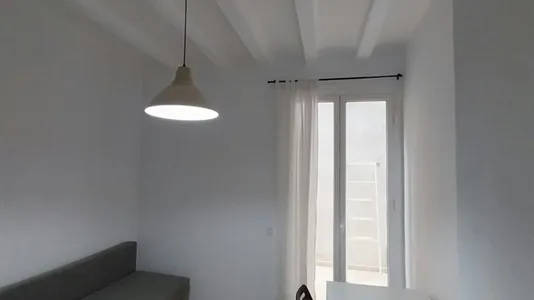 Apartments in Barcelona Ciutat Vella - photo 6