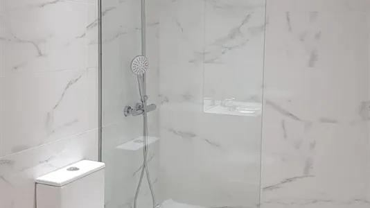 Rooms in Matosinhos - photo 4