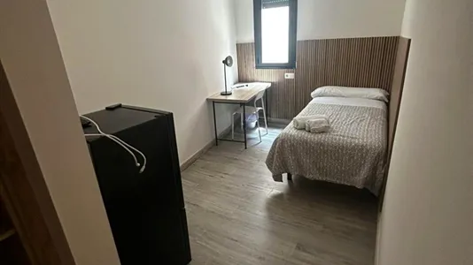 Rooms in León - photo 4