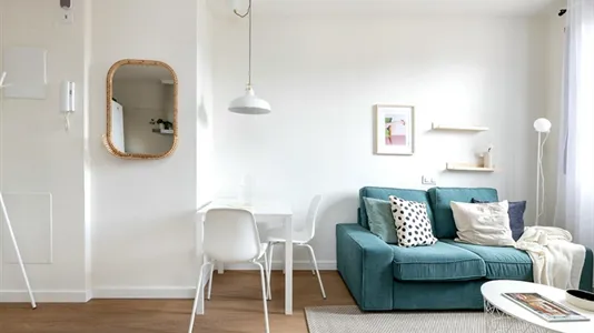 Apartments in Barcelona Ciutat Vella - photo 4