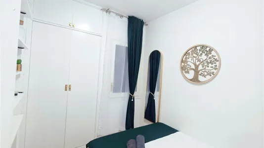 Rooms in Barcelona Eixample - photo 3