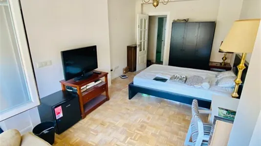 Rooms in Madrid Retiro - photo 5