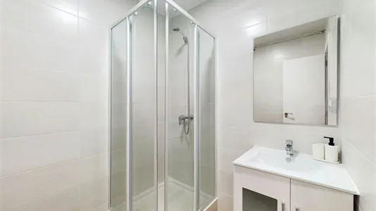 Rooms in Valencia Camins al Grau - photo 9