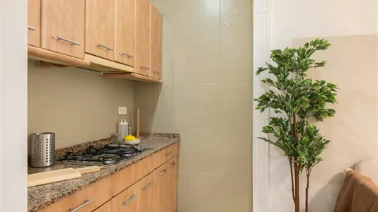 Rooms in Barcelona Ciutat Vella - photo 6