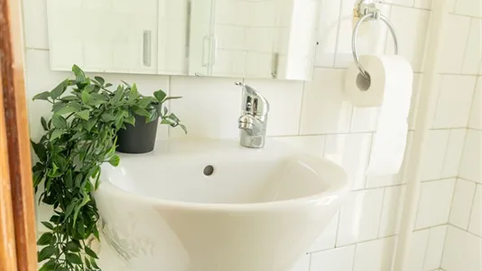 Rooms in Cagliari - photo 8