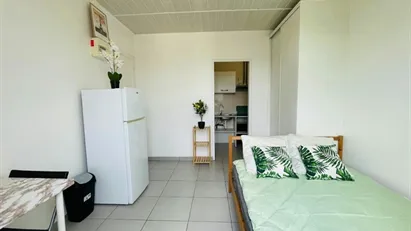 Apartment for rent in L'Haÿ-les-Roses, Île-de-France