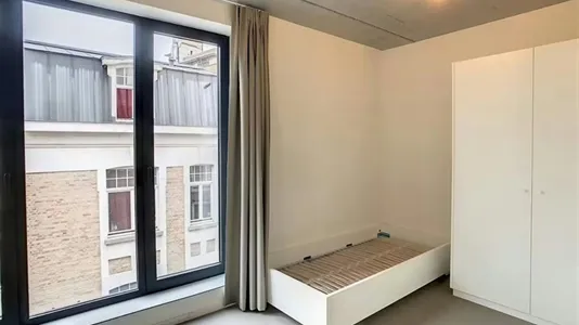 Rooms in Kortrijk - photo 1