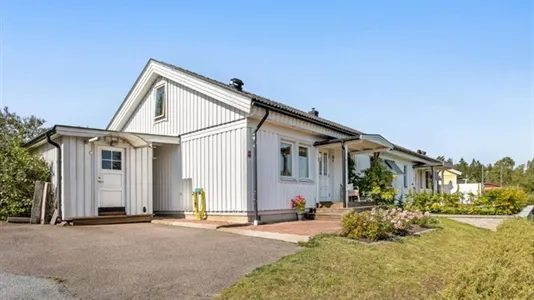 Houses in Uppsala - photo 1