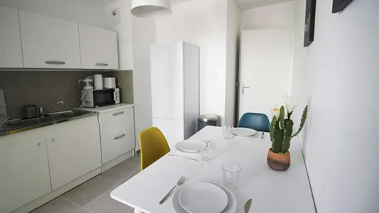 Rooms in Grenoble - photo 4
