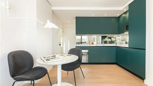 Apartments in El Encinar de los Reyes - photo 8