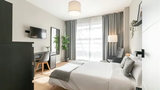 Rooms in Barcelona Les Corts - photo 3