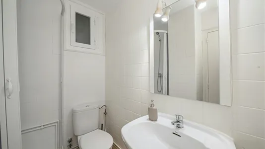 Rooms in Madrid Chamartín - photo 9