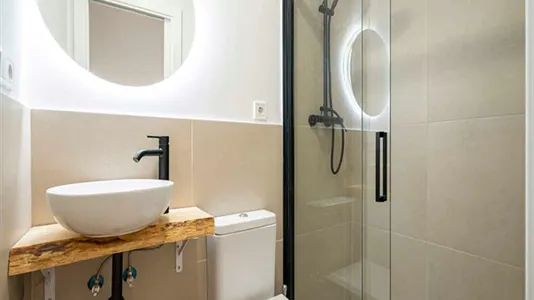 Rooms in Madrid Centro - photo 5