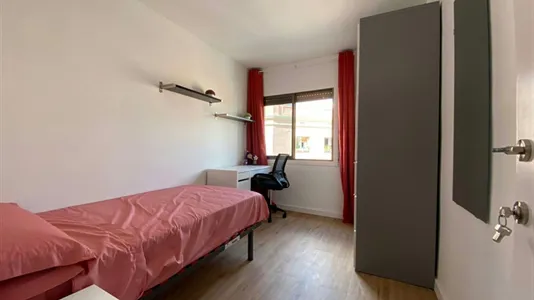 Rooms in L'Hospitalet de Llobregat - photo 4