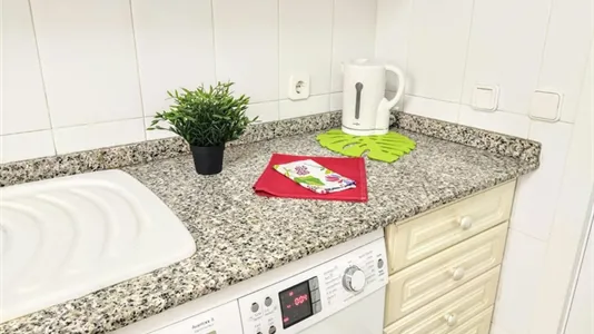 Rooms in Valencia Ciutat Vella - photo 10