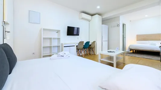 Apartments in Madrid Ciudad Lineal - photo 7