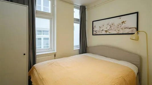 Apartments in Amsterdam Centrum - photo 8