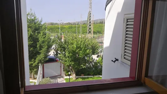 Houses in Bovalino - photo 9