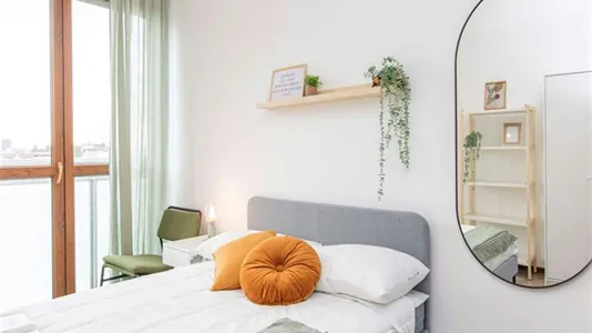 Rooms in Milano Zona 2 - Stazione Centrale, Gorla, Turro, Greco, Crescenzago - photo 1