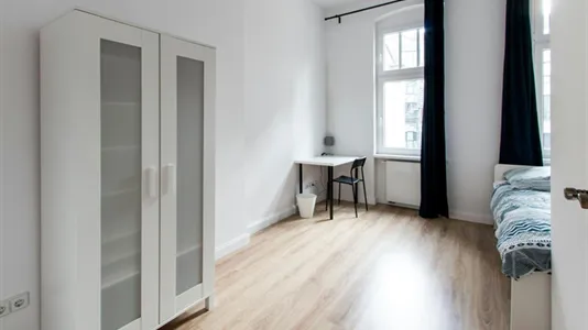 Rooms in Berlin Mitte - photo 1