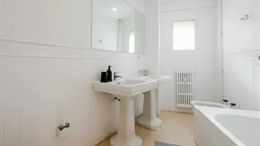 Rooms in Madrid Chamberí - photo 8