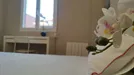 Room for rent, Madrid Puente de Vallecas, Madrid, &lt;span class=&quot;blurred street&quot; onclick=&quot;ProcessAdRequest(9913525)&quot;&gt;&lt;span class=&quot;hint&quot;&gt;See streetname&lt;/span&gt;[xxxxxxxxxxxxx]&lt;/span&gt;