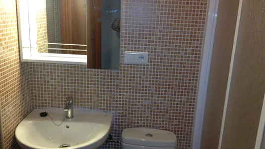 Rooms in Málaga - photo 6