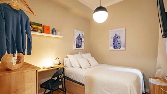 Rooms in Barcelona Eixample - photo 1