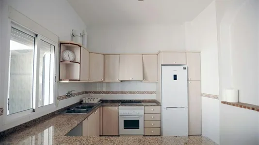 Rooms in Tavernes Blanques - photo 4