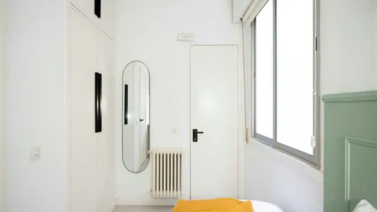 Rooms in Madrid Centro - photo 4