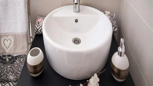 Rooms in Milano Zona 2 - Stazione Centrale, Gorla, Turro, Greco, Crescenzago - photo 10