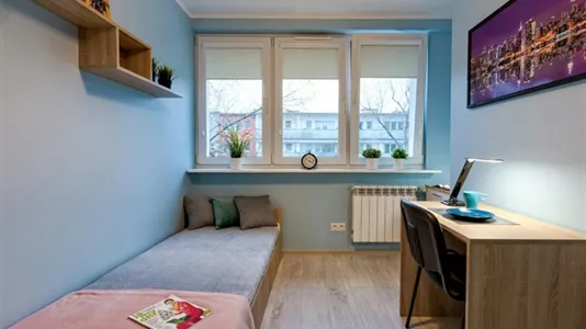 Rooms in Location is not specified - photo 1