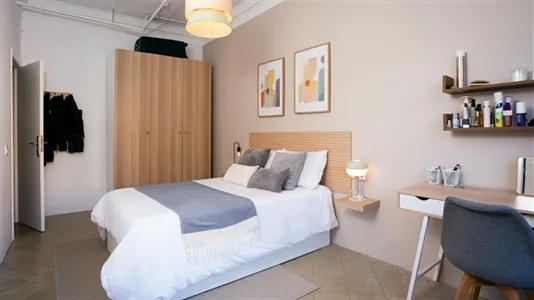 Rooms in Barcelona Sarrià-St. Gervasi - photo 3
